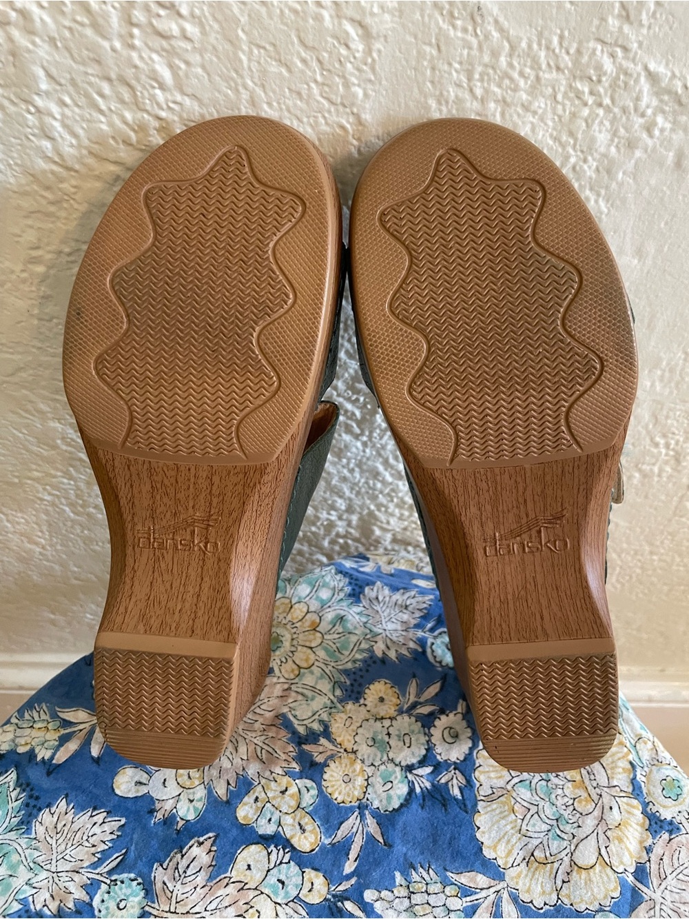 Dansko Sophie Sandals Green 39 - Picture 6 of 8